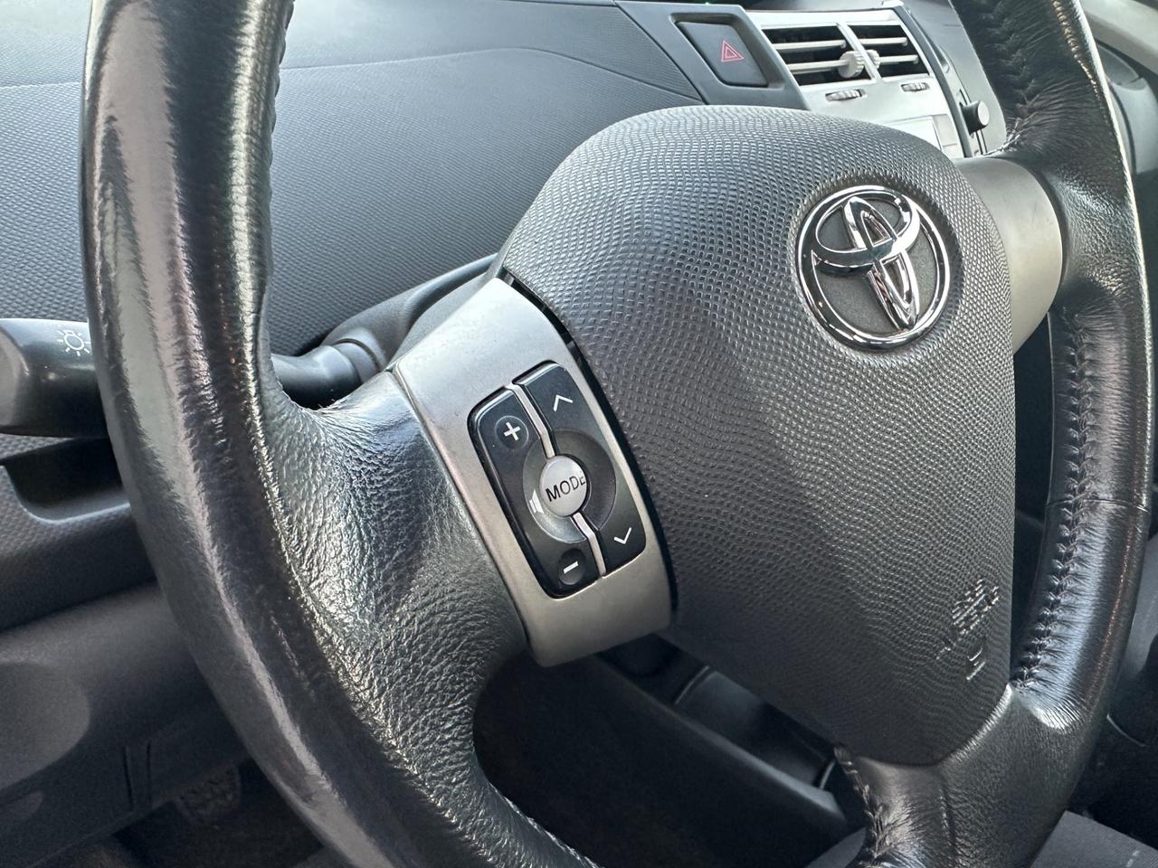 Toyota Yaris 1.0 5 porte Sol