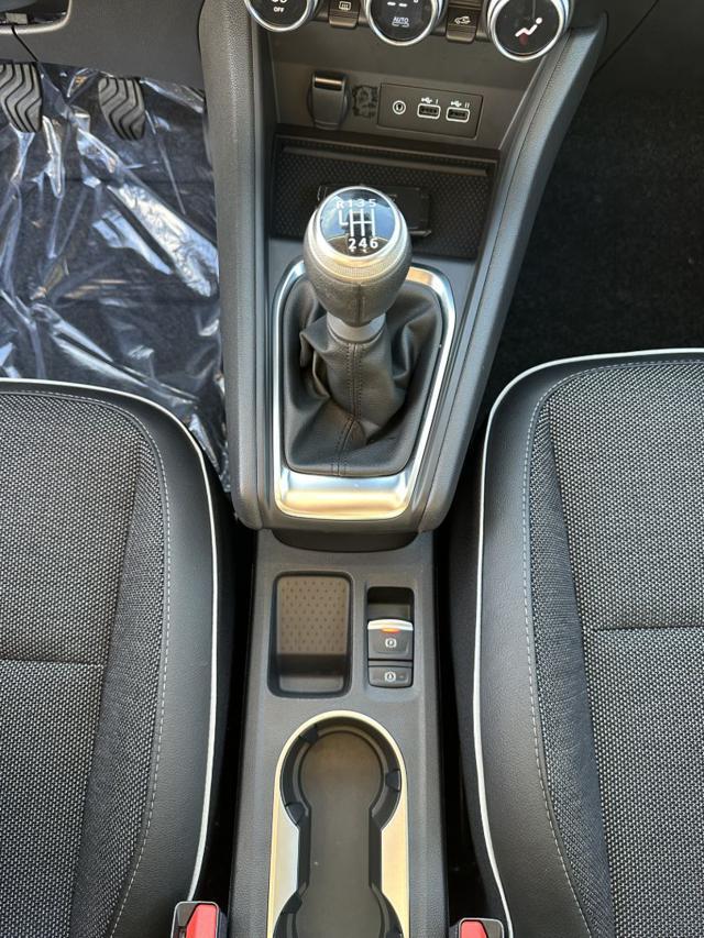 RENAULT Captur TCe 90 CV Techno