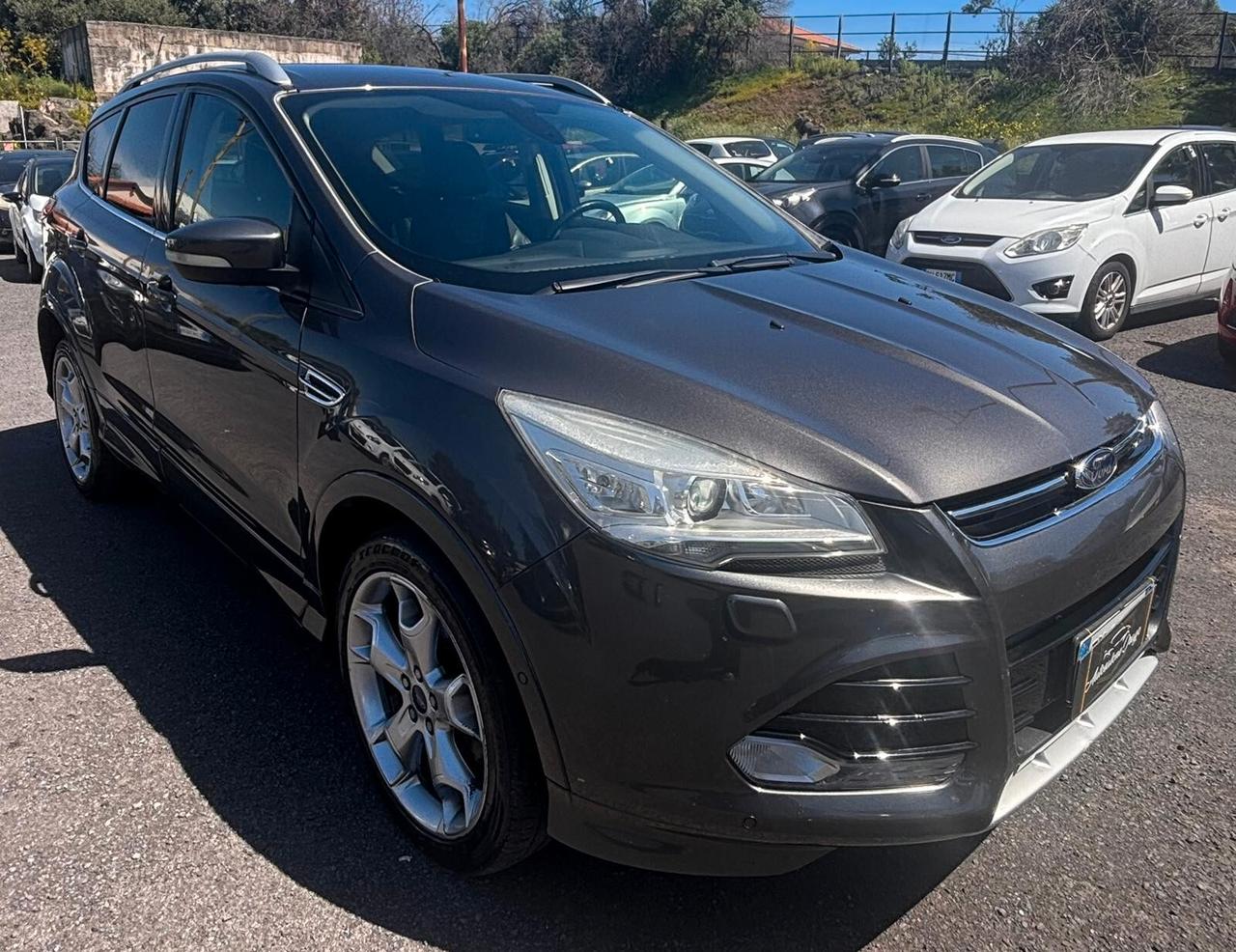 Ford Kuga 2.0 TDCI 180 CV S&S 4WD Powershift Titanium X
