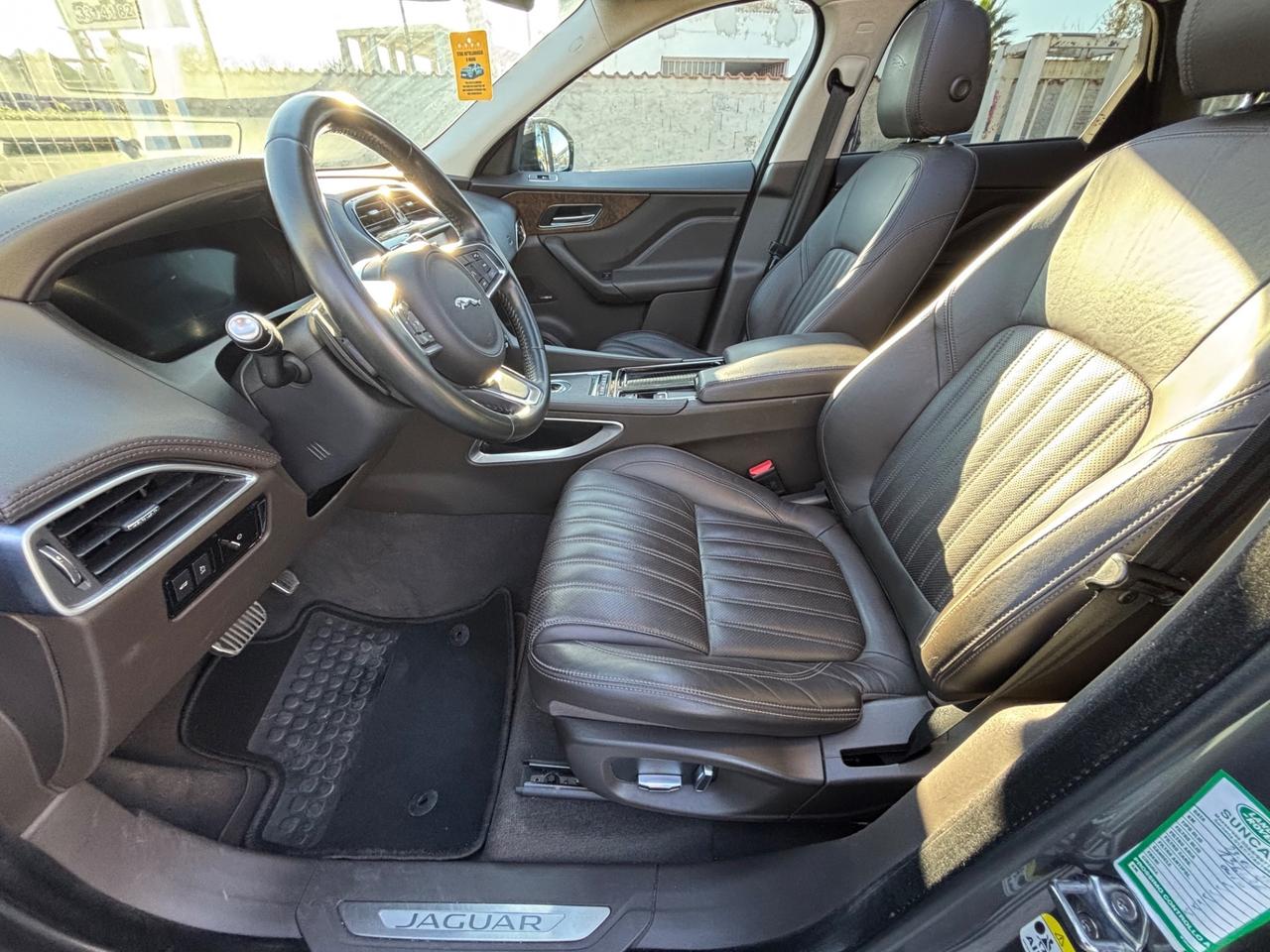 JAGUAR F-PACE 2.0 D 240CV TETTO APRIBILE FULL