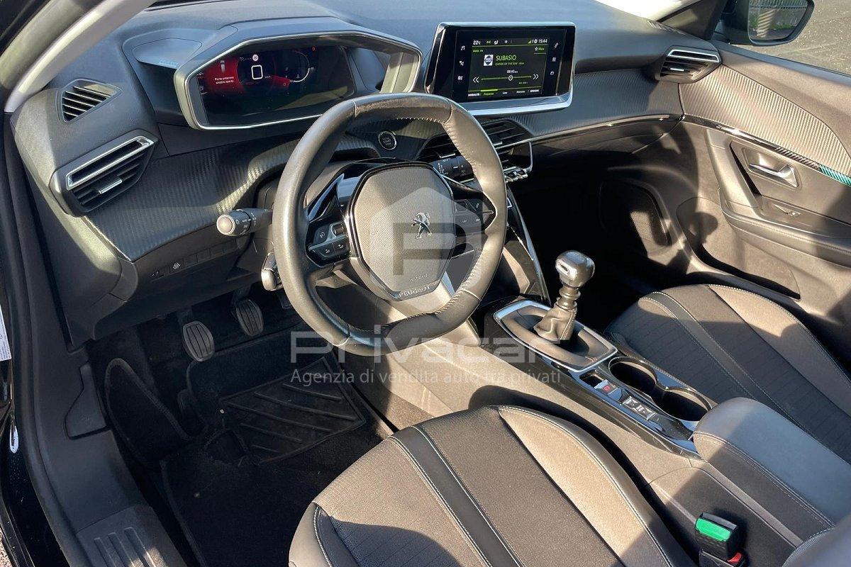PEUGEOT 2008 BlueHDi 110 S&S Allure