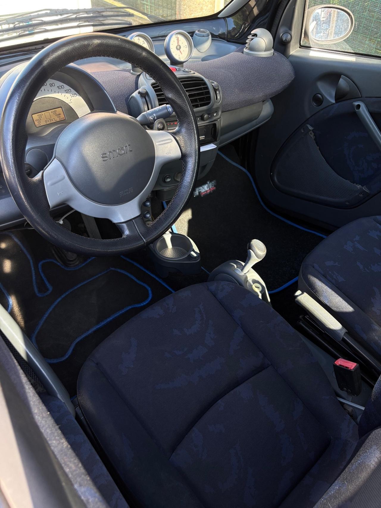 Smart ForTwo 700 coupé pure (37 kW)