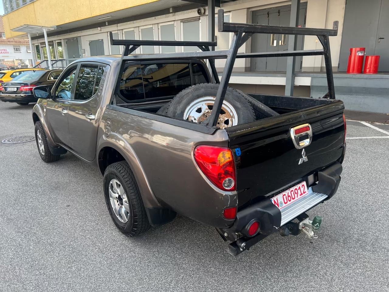 Mitsubishi L200 2.5 DI-D/136CV DC Intense DPF