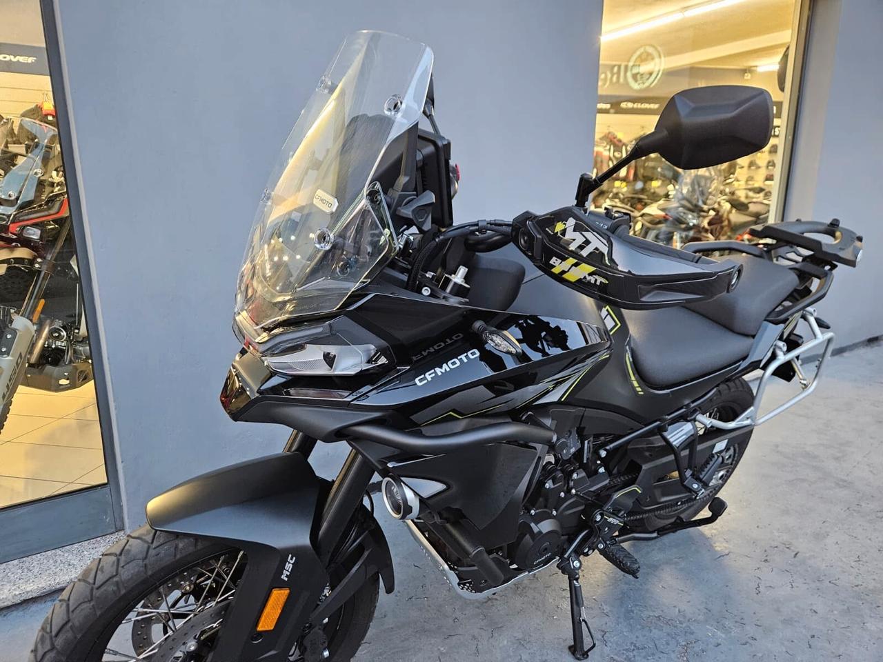 CF Moto 800MT - 2026