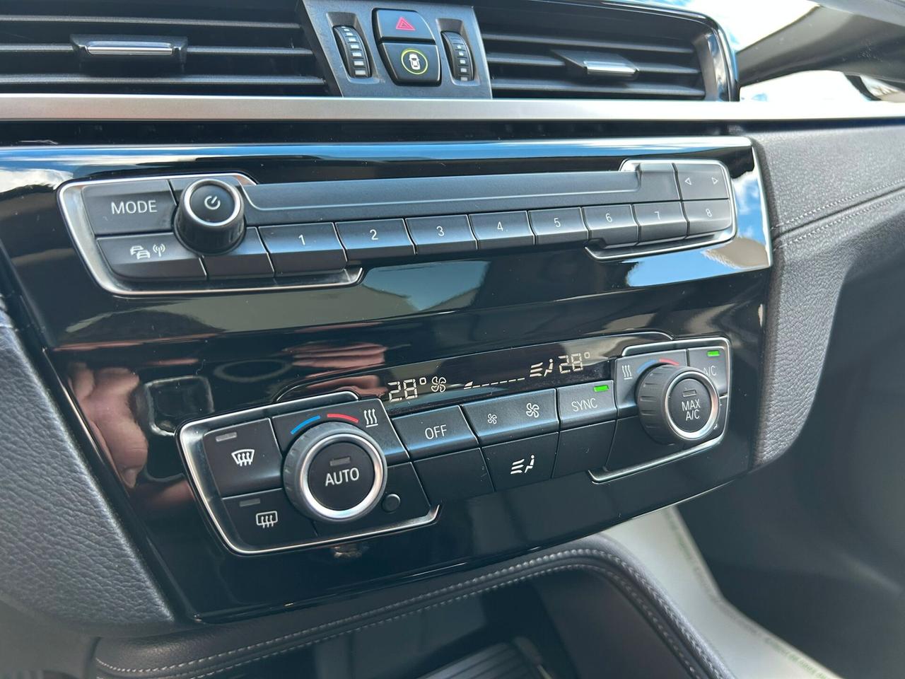 Bmw X1 18d SDRIVE XLINE AUTOM TETTO/LED/PELLE-2020