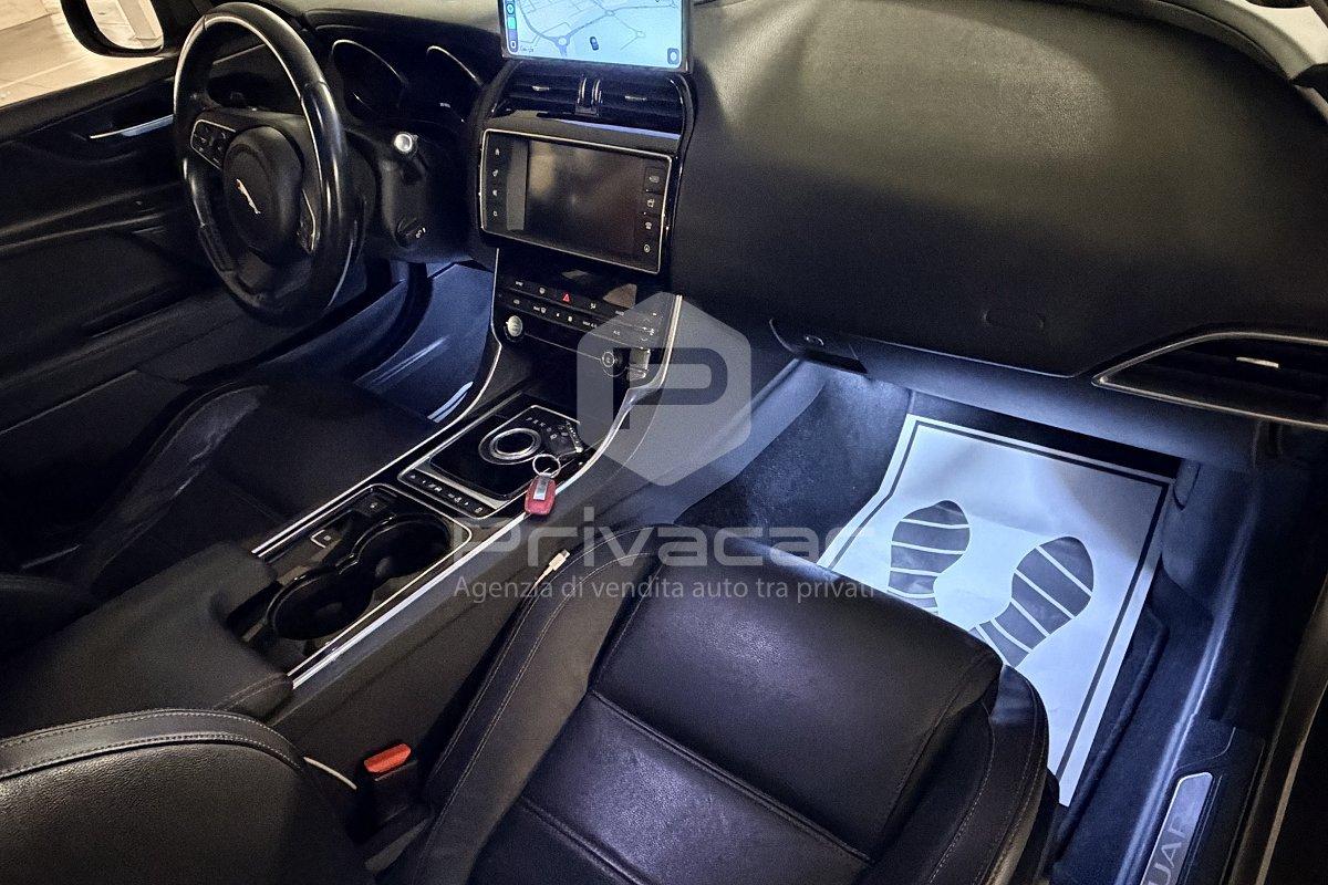 JAGUAR XE 2.0 D Turbo 180CV aut. Pure Business Edition