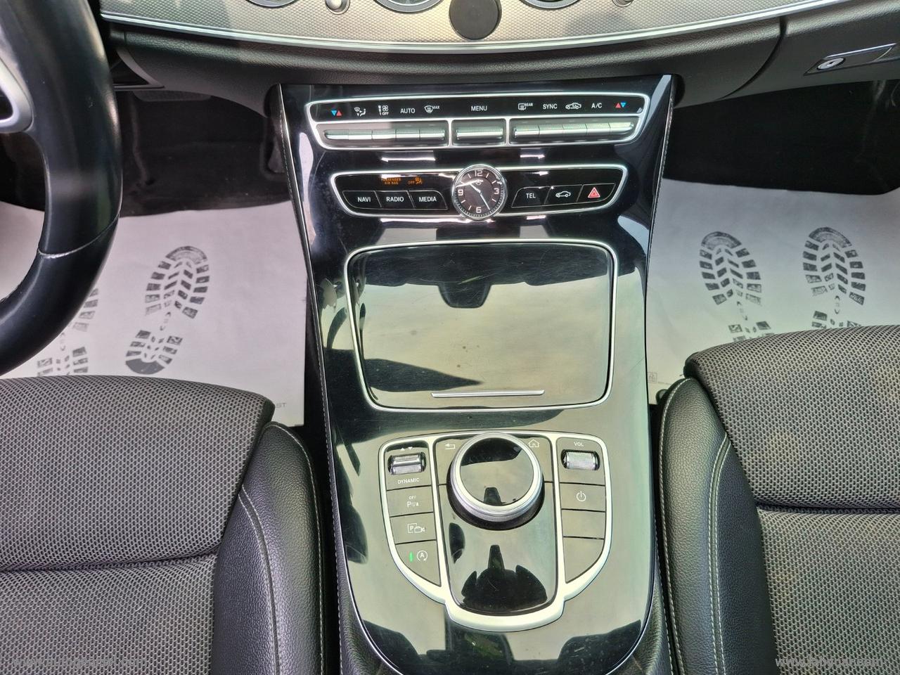 MERCEDES-BENZ E 220 d Auto Premium Plus