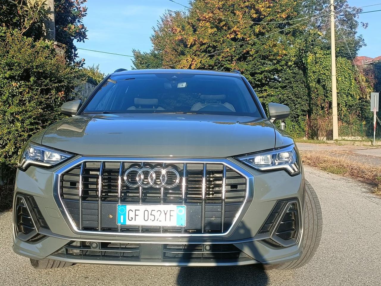 Audi Q3 Business 1.5 35 TFSI #6719