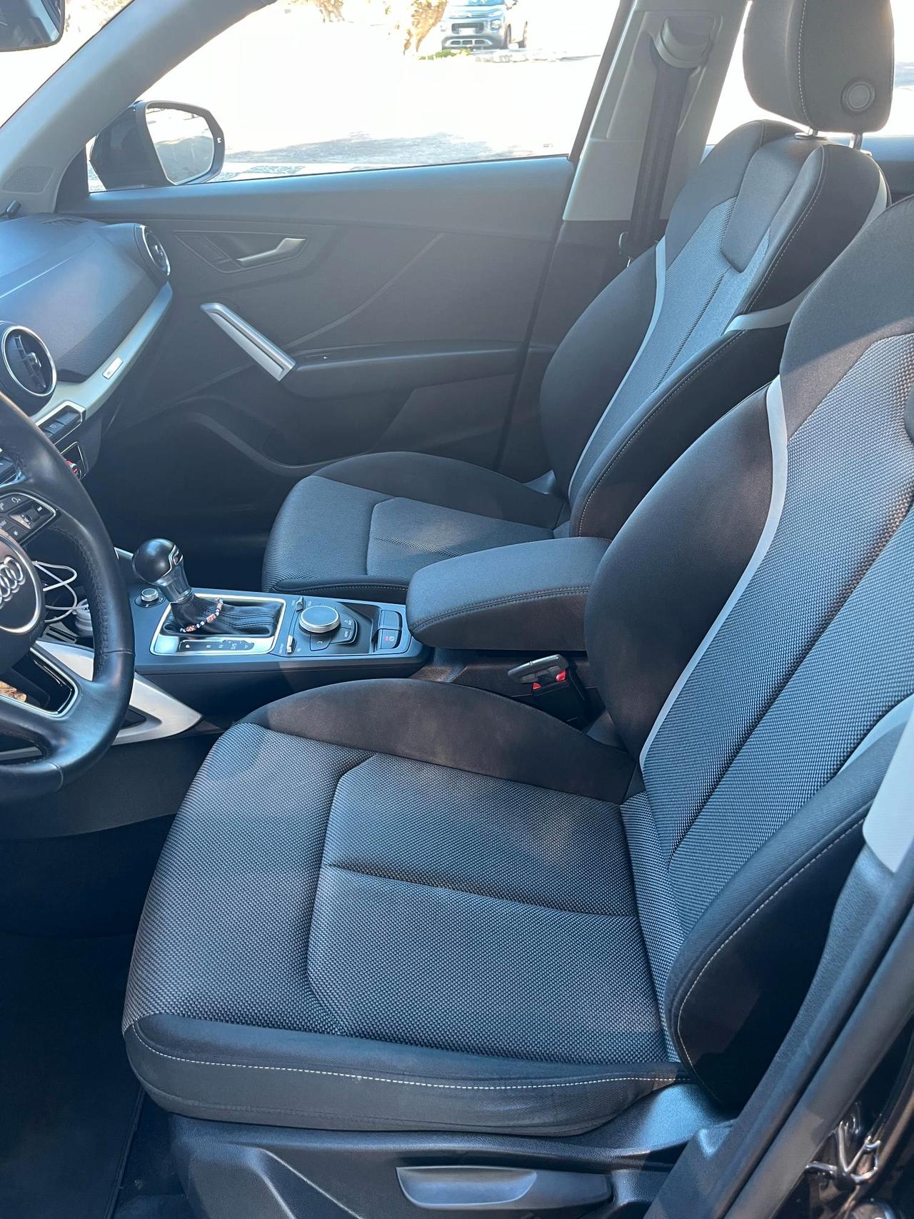 Audi Q2 30 1.6 tdi Admired s-tronic