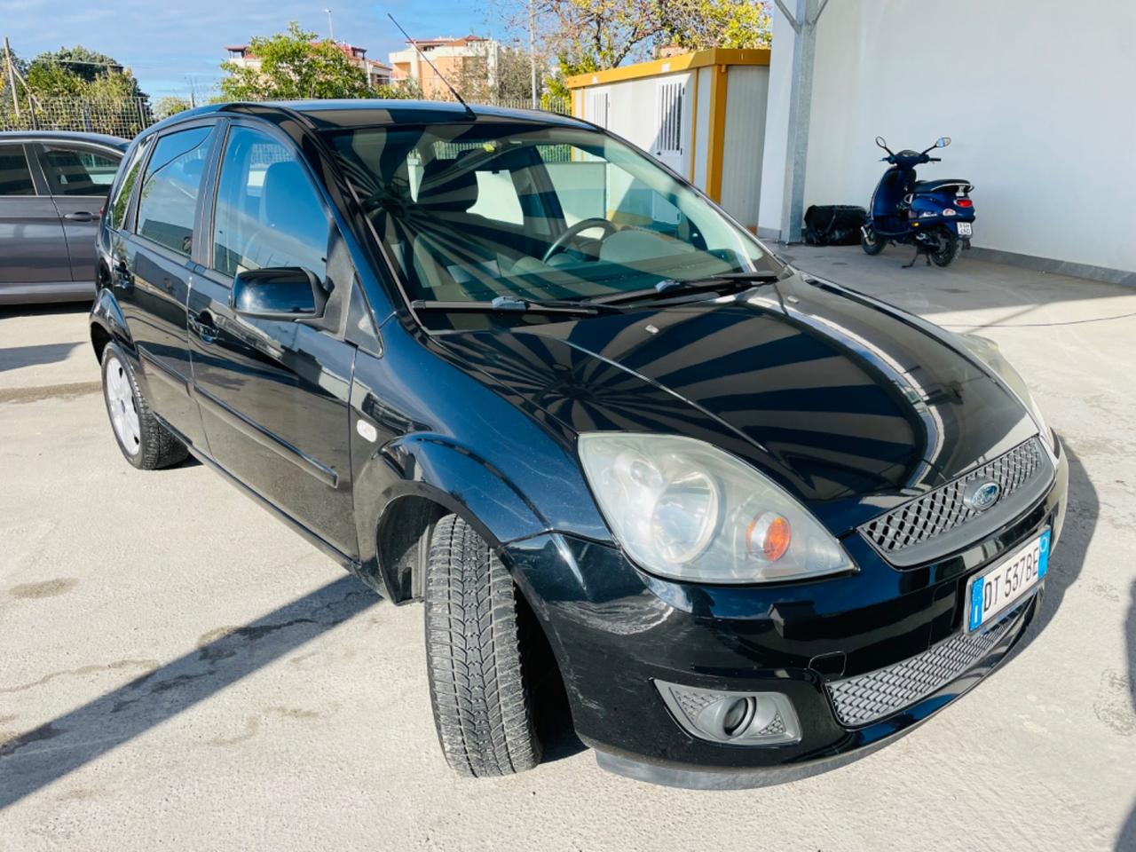 Fiesta 1.4 TDCi 68CV 5 p OK NEOPATENTATO