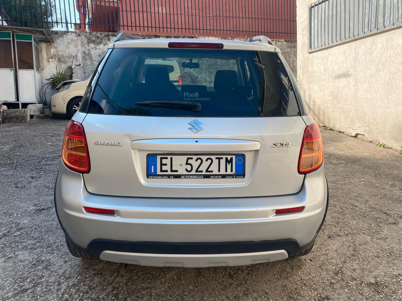 Suzuki SX4 1.6cc gpl (PRIVATO) -2012