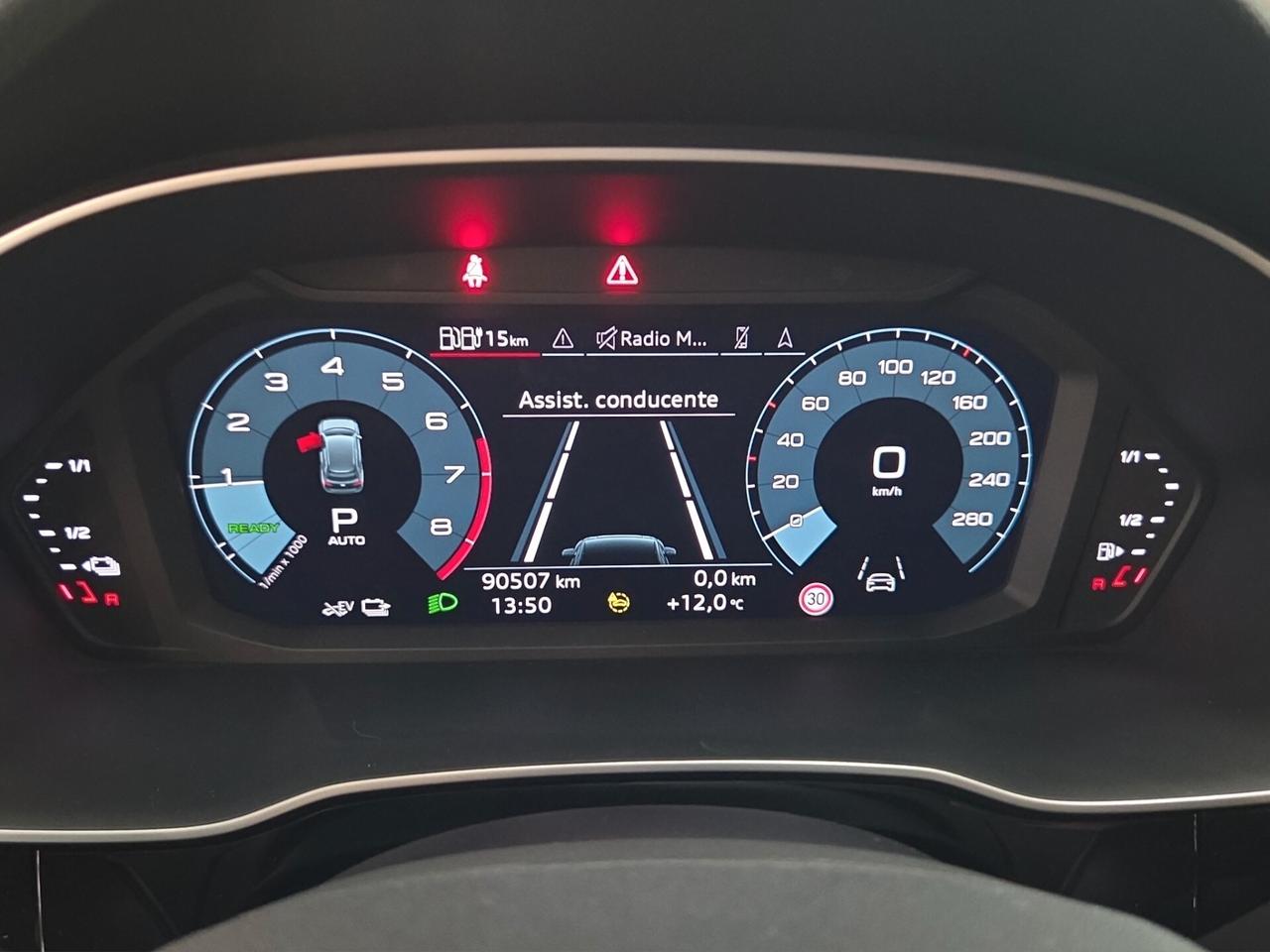 Audi Q3 45 TFSI e S tronic Business