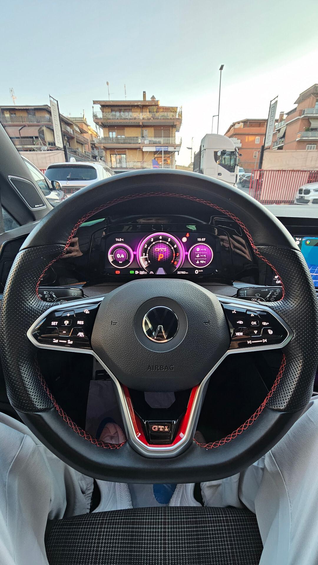 Volkswagen Golf GTI 2.0 245CV TSI DSG IQ LIGHT 19' LED PERLA