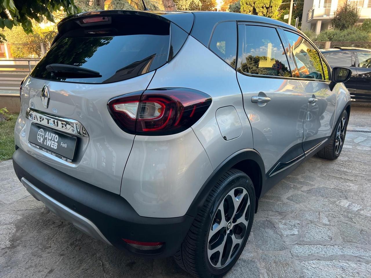RENAULT CAPTUR dCi 90cv EDC SPORT EDITION NEOPATENTATI