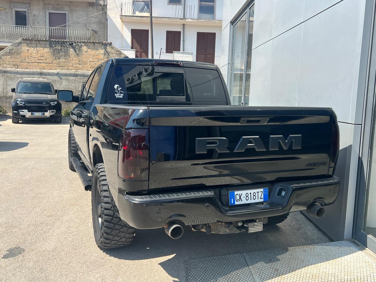 Dodge RAM 1500 V8 Diamond possibilità noleggio no scoring
