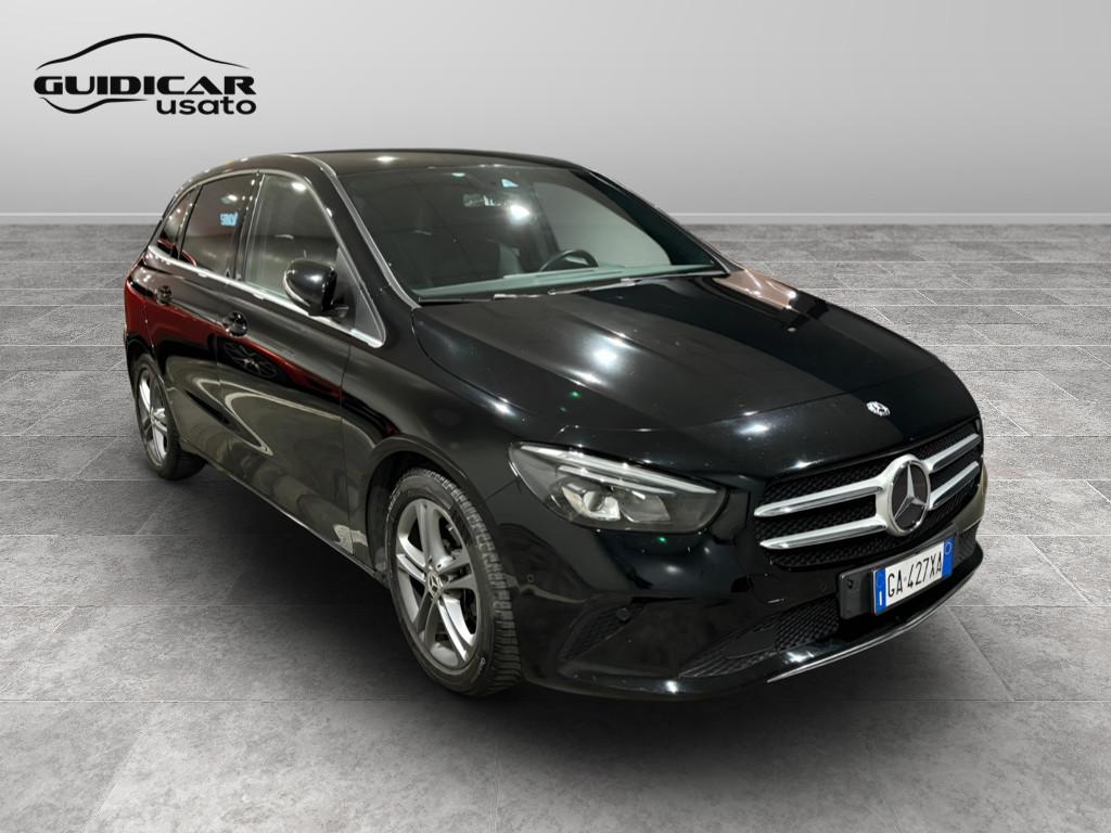 Mercedes-Benz Classe B - W247 2018 - B 180 d Sport Plus auto