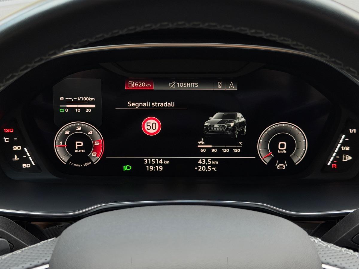 Audi Q3 Sportback 40TDI Quattro S-line Identity Black 200CV