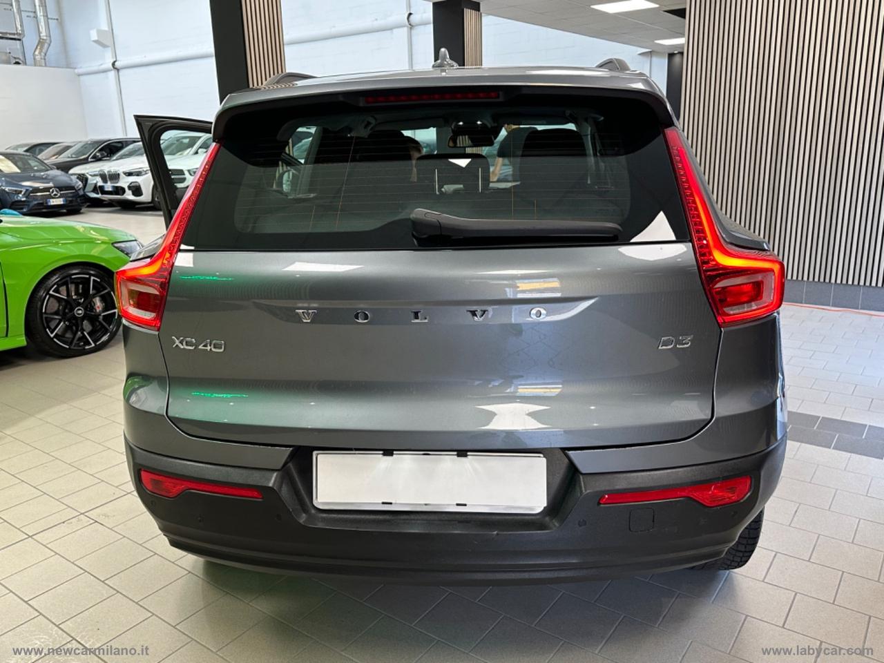 VOLVO XC40 D3