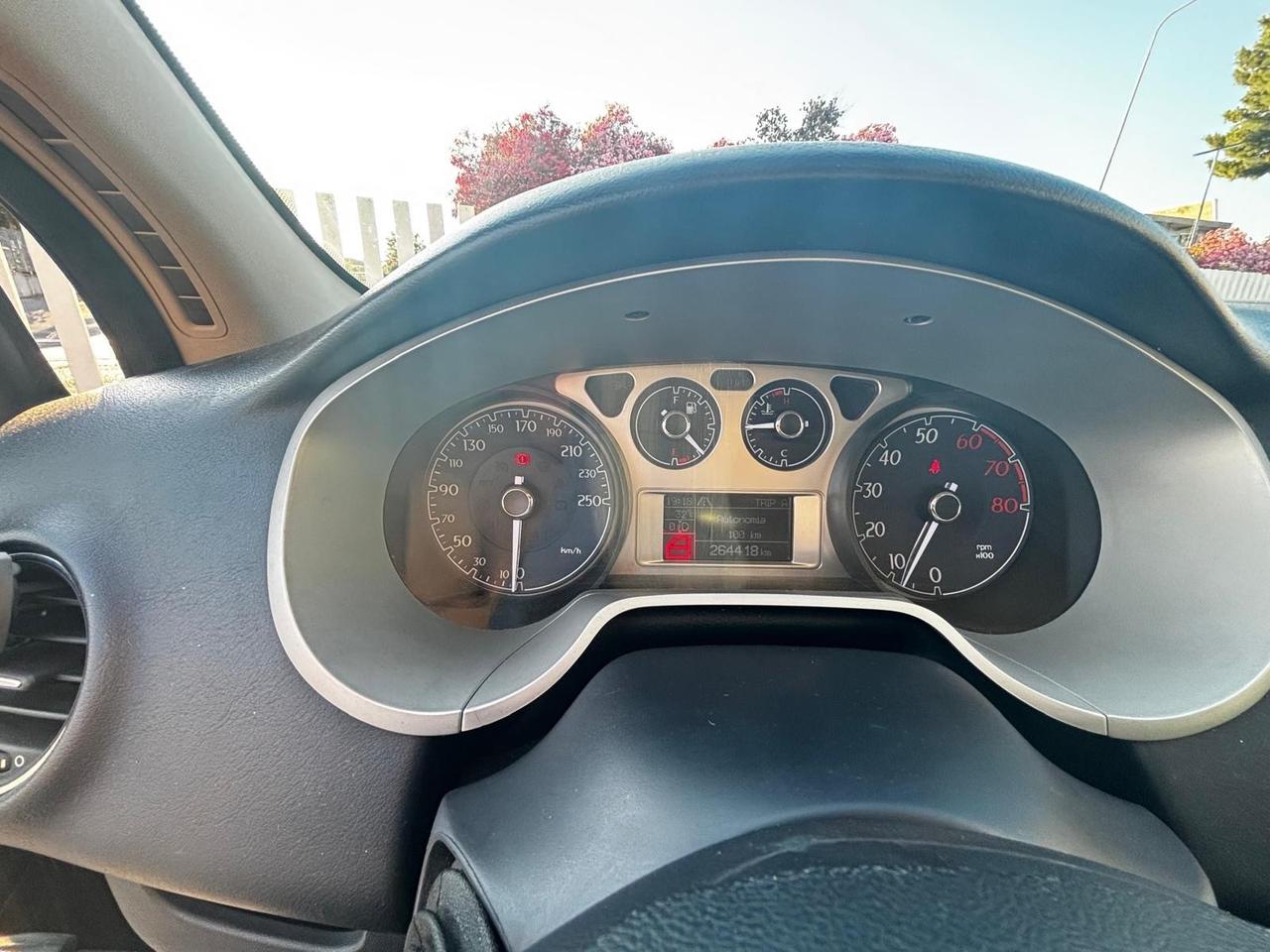 Lancia Delta 1.4 T-Jet 120 CV Argento