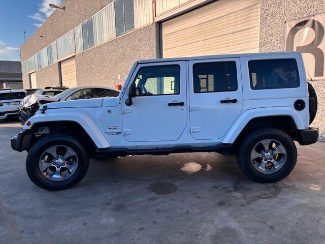 Jeep Wrangler Unlimited 2.8 CRD DPF Sahara Auto