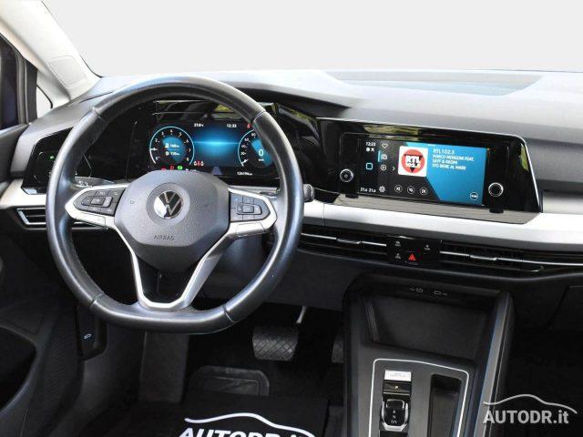 VOLKSWAGEN Golf 1.5 TGI 130cv DSG Life VIRTUAL CARPLAY TRIZONA