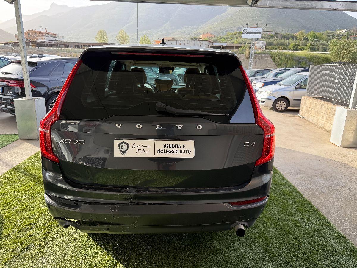 VOLVO - XC90