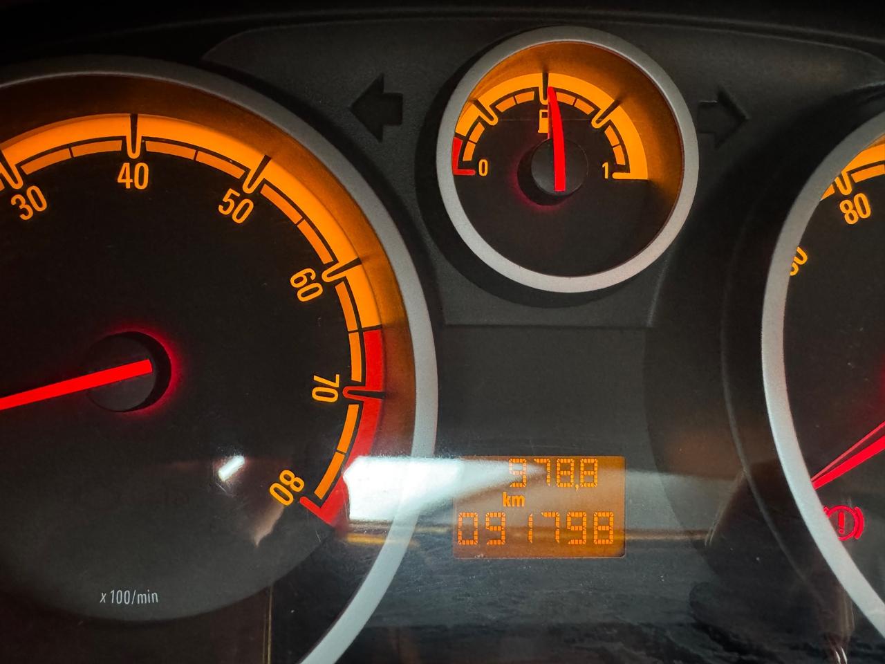 Opel Corsa 1.2 ADATTA A NEOPATENTATI 5 porte Cosmo