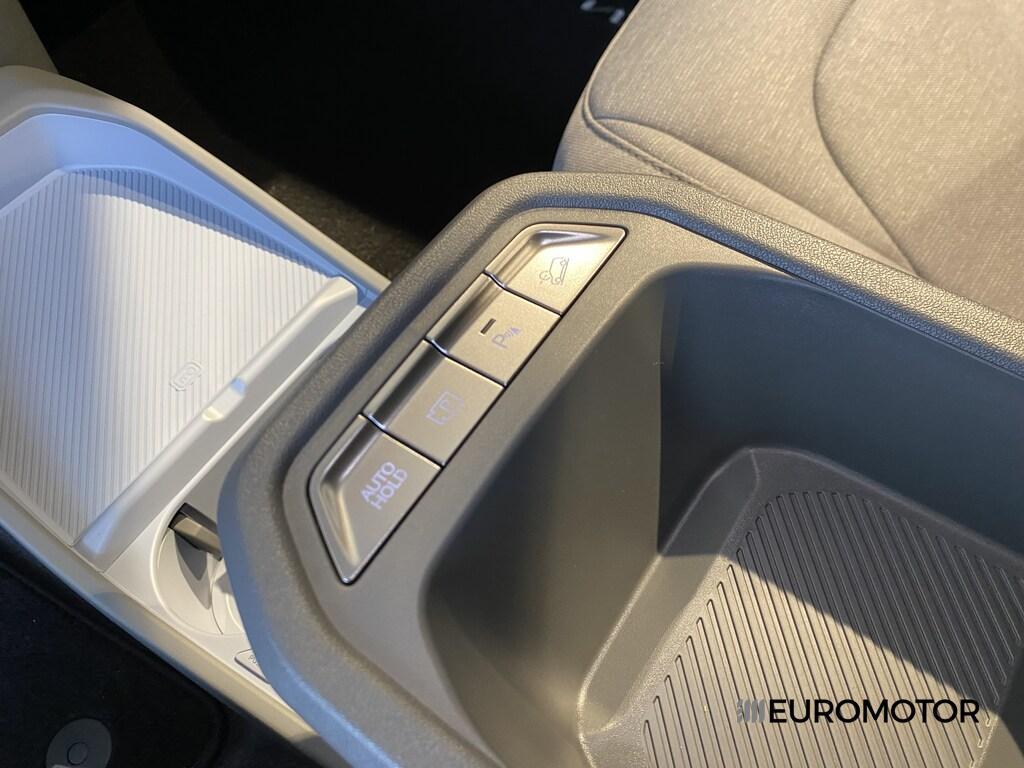 Kia EV3 58,3 kWh Air c/pompa calore
