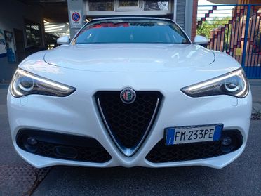 Alfa Romeo Stelvio 2.2 Turbodiesel 210 CV AT8 Q4 Executive