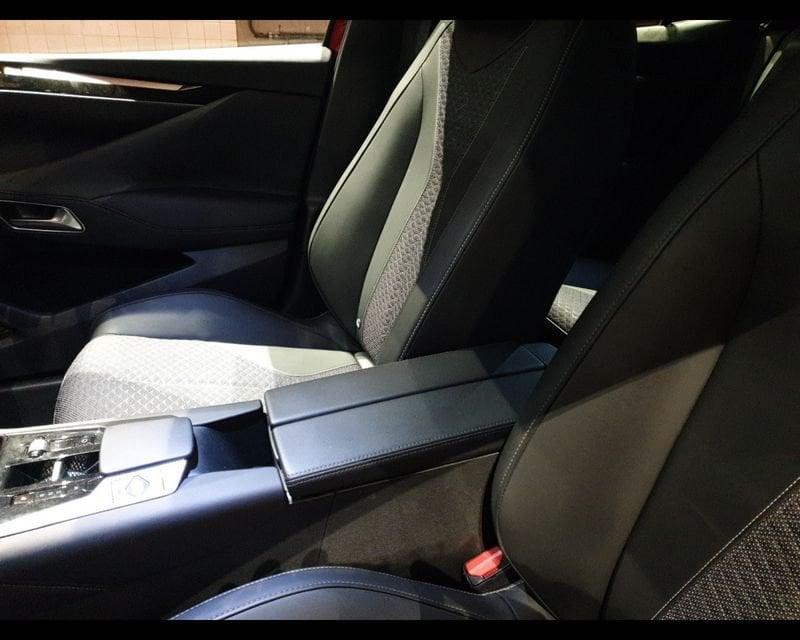 DS DS4 2ª serie BlueHDi 130 aut. Cross Trocadero