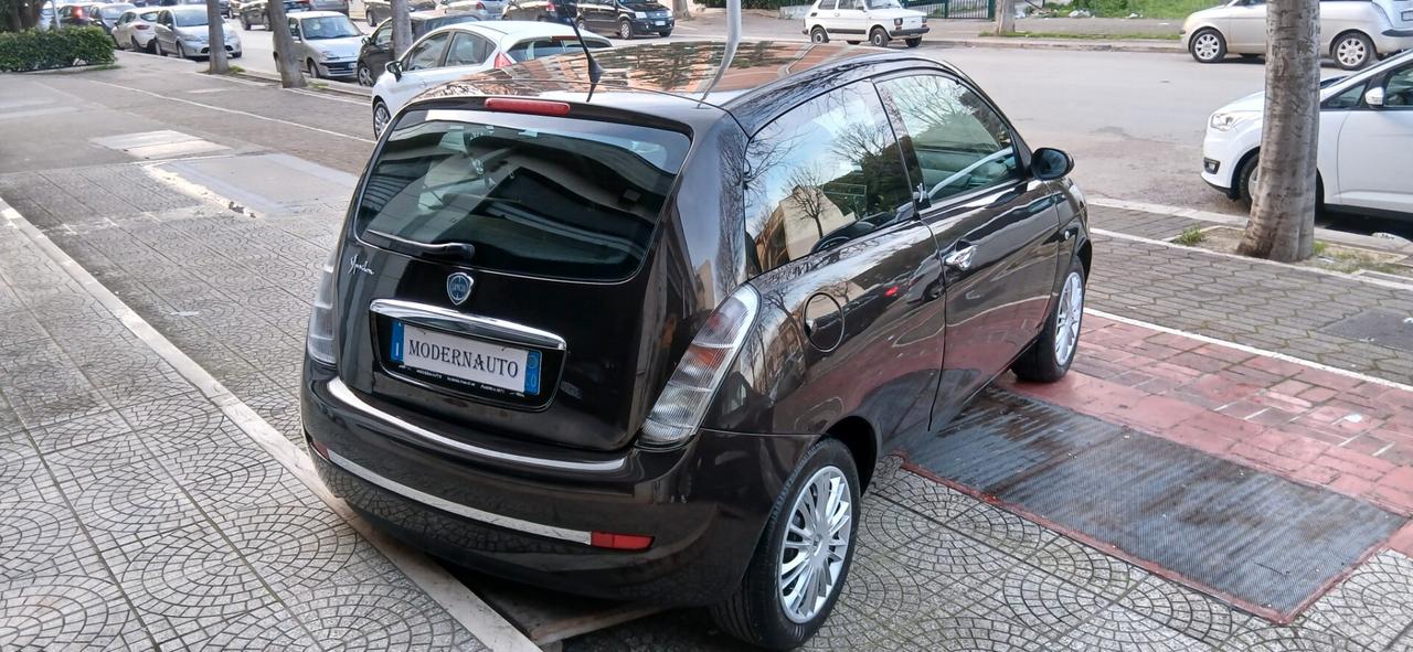 LANCIA YPSILON 1.2 PARI AL NUOVO