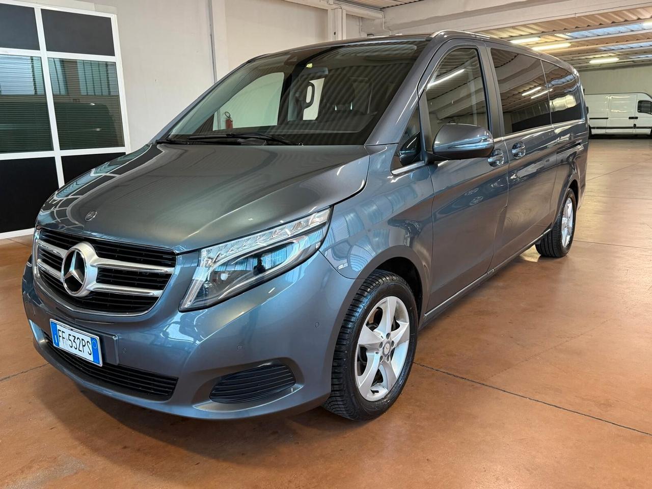 Mercedes-benz V 220 d Automatic 4Matic Sport Extralong 7 posti