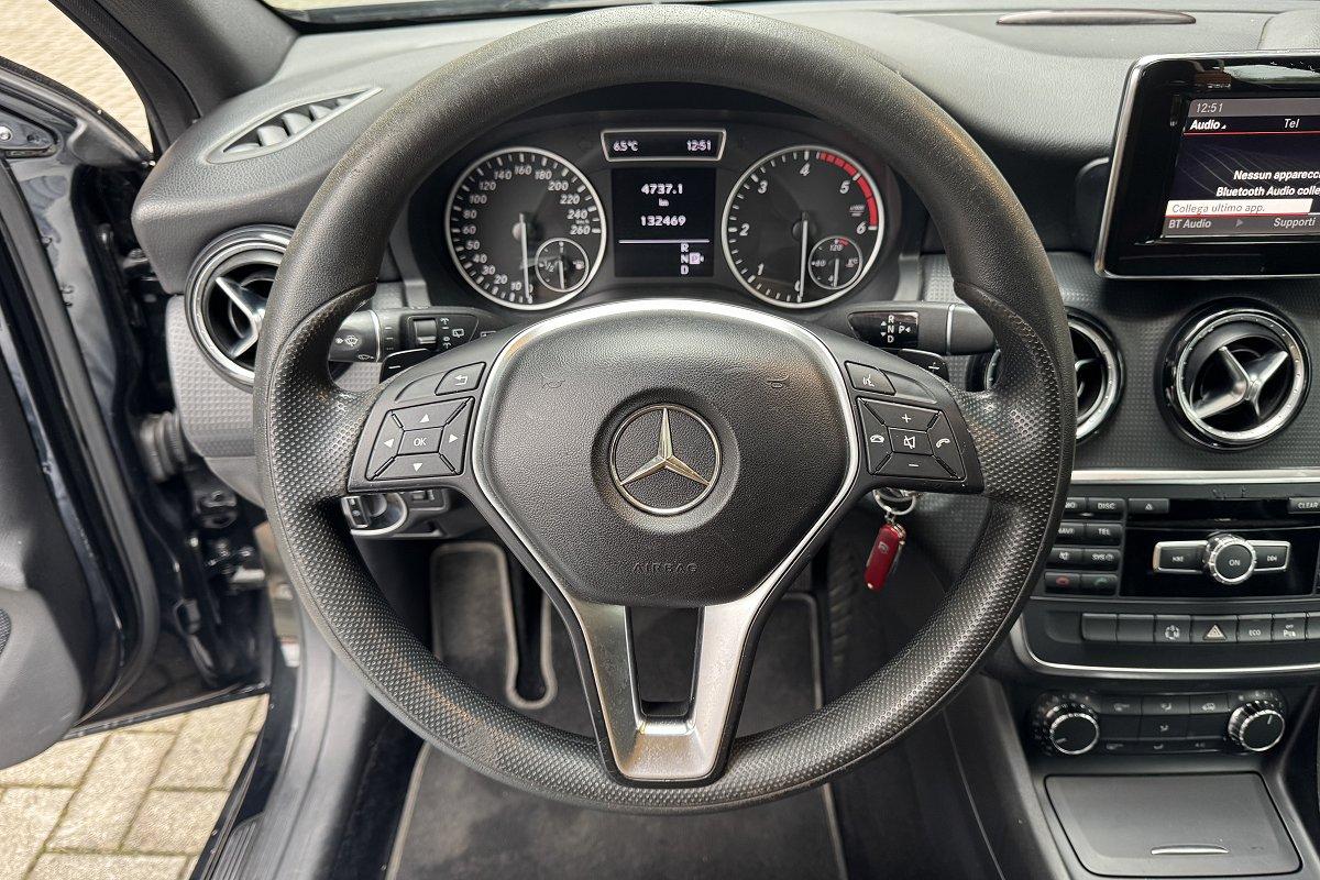 MERCEDES A 180 CDI BlueEFFICIENCY Automatic Executive