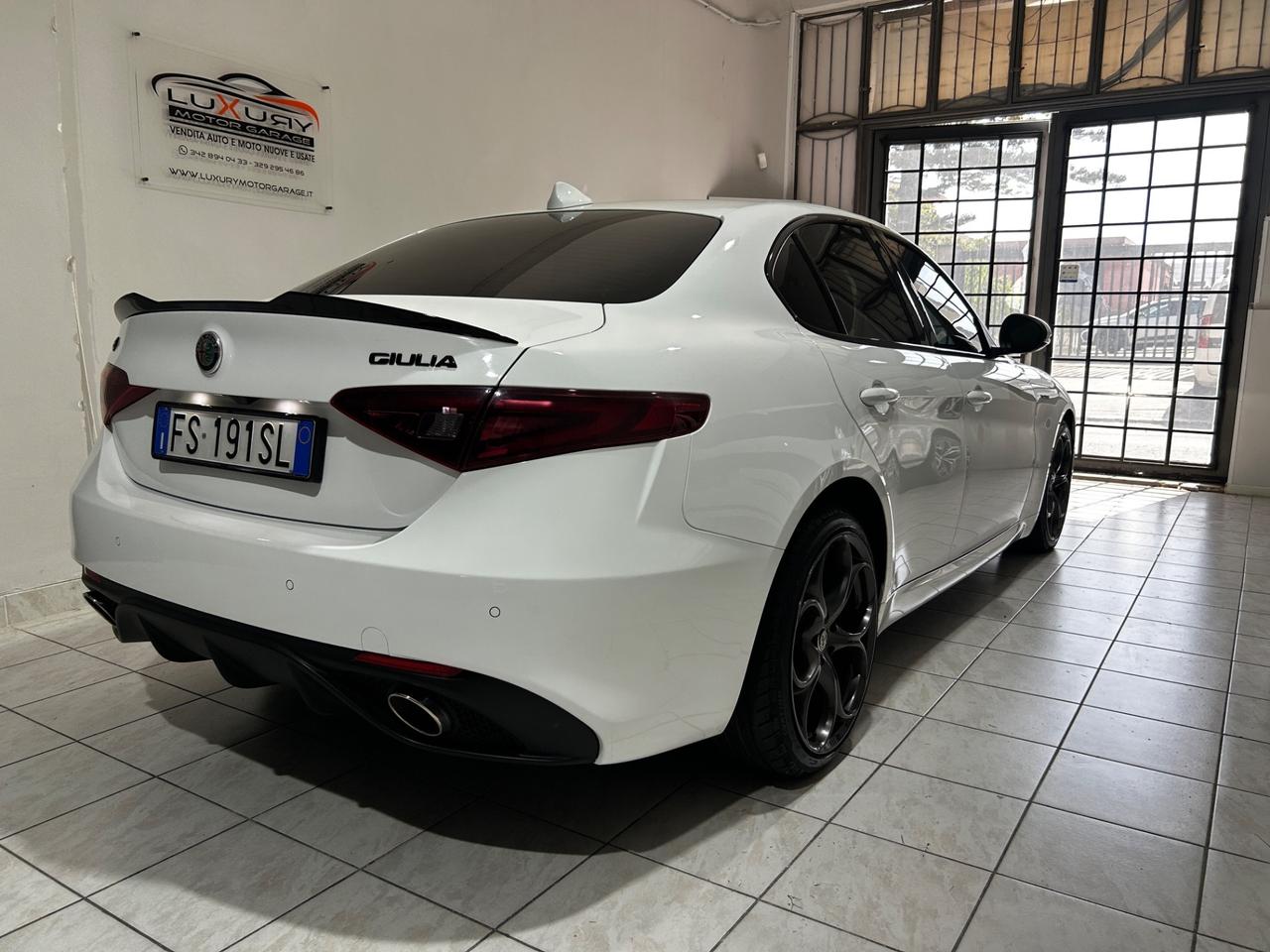 Alfa Romeo Giulia 2.2 Turbodiesel 210 CV AT8 AWD Q4 Veloce
