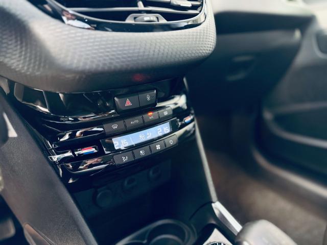 Peugeot 2008 1.6 e-hdi 8v Allure Pano