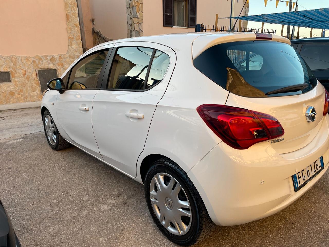 Opel Corsa 1.4 90CV GPL Tech 5 porte