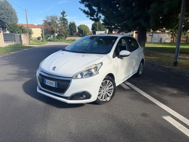 Peugeot 208 PureTech 82 3 porte Allure