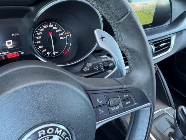 Alfa Romeo Stelvio 2.2 Turbo Diesel 180CV AT8 RWD Business