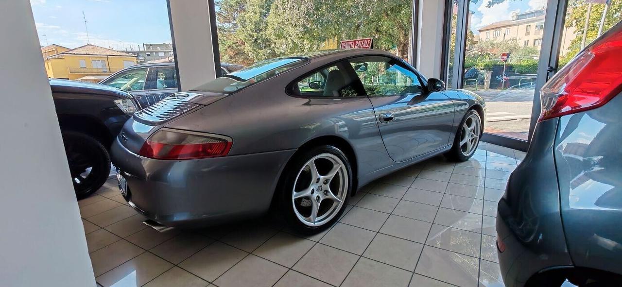 Porsche 911 Carrera cat Coupé