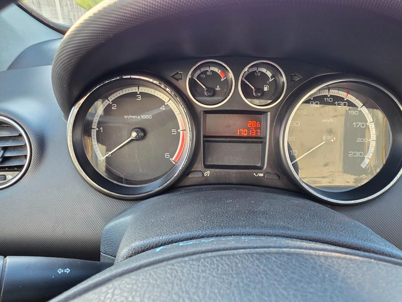 Peugeot 308 1.6 HDi 90CV SW Ciel Premium