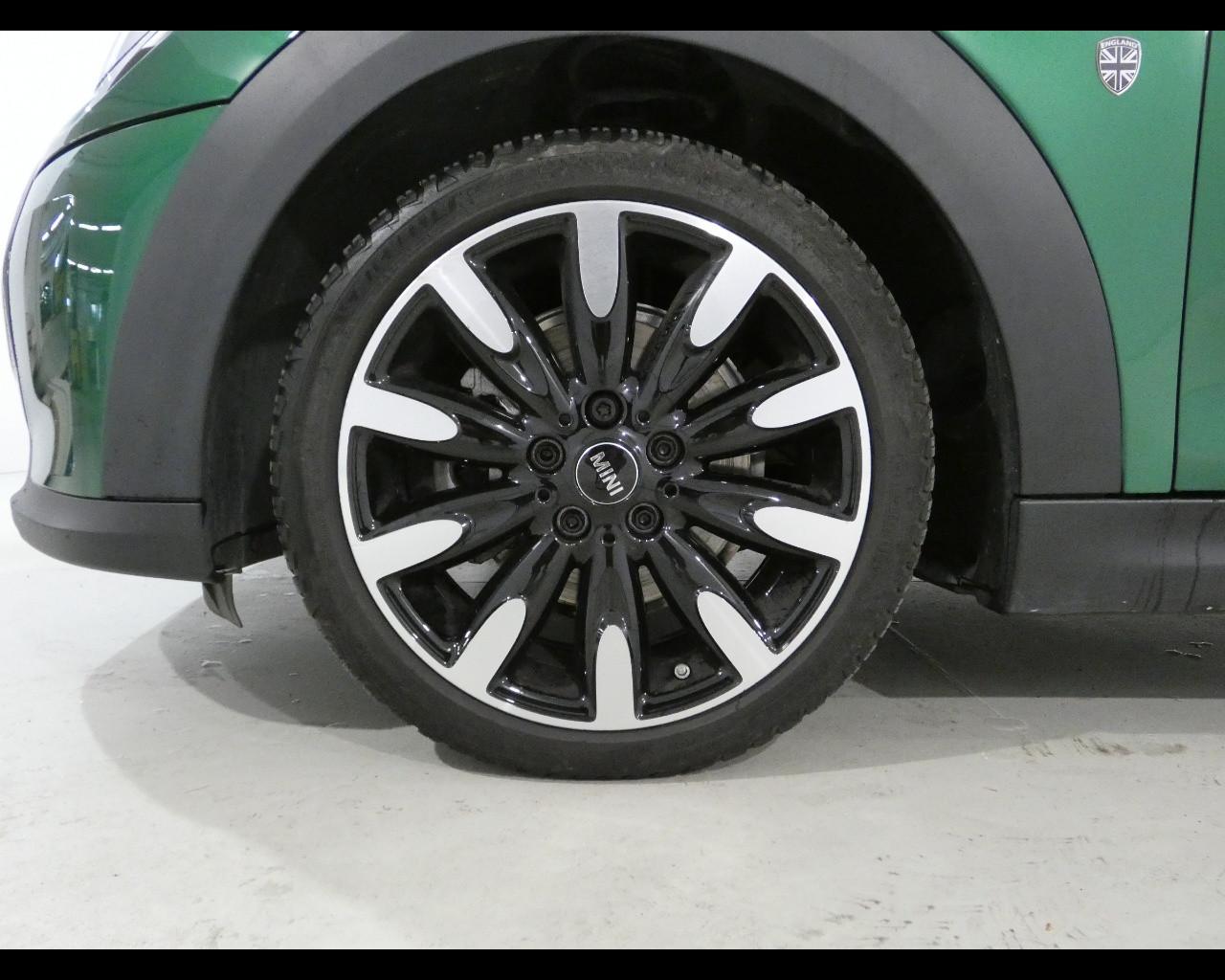 MINI Mini Cbr. (F57) - Mini 1.5 Cooper Classic Cabrio