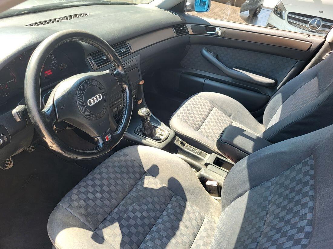 Audi A6 1.9 TDI 110 cv - BERLINA cat Ambition
