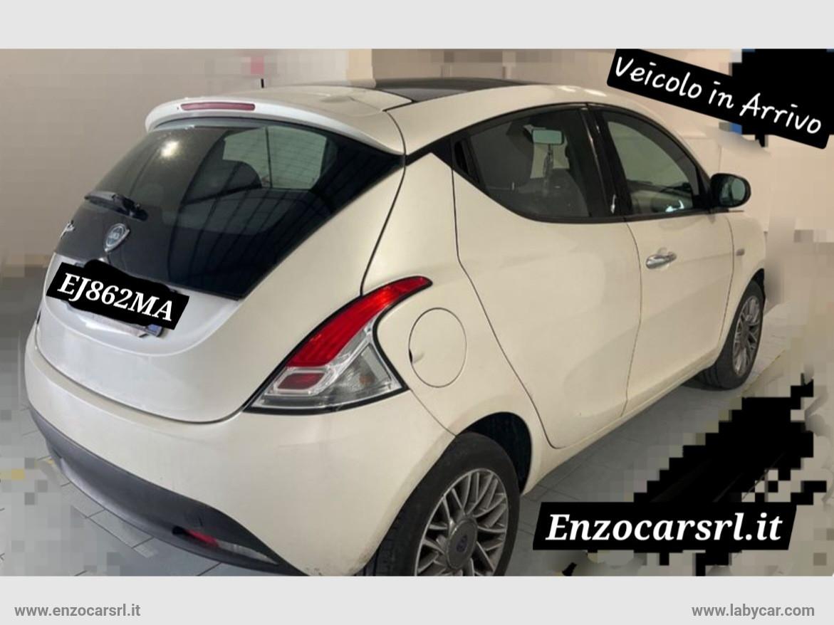 LANCIA Ypsilon 1.3 MJT 95 CV 5p. S&S Platinum TETTO APRIBILE
