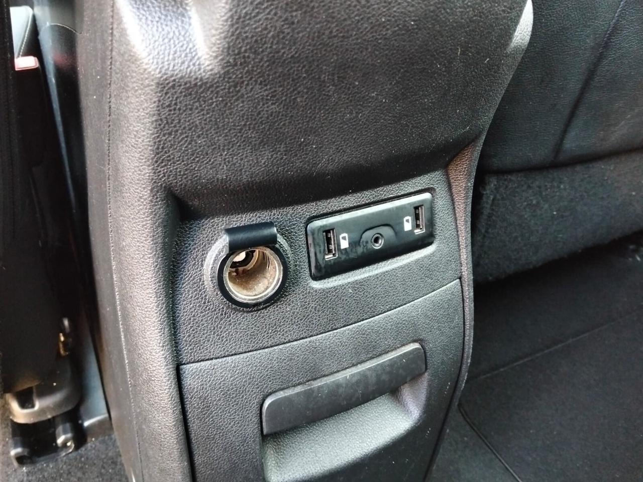 Renault Scenic Blue dCi 120 CV Initiale Paris*Navi*Camera