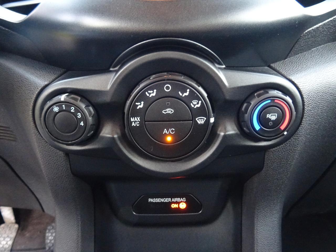 Ford EcoSport 1.5 TDCi 95 CV Business