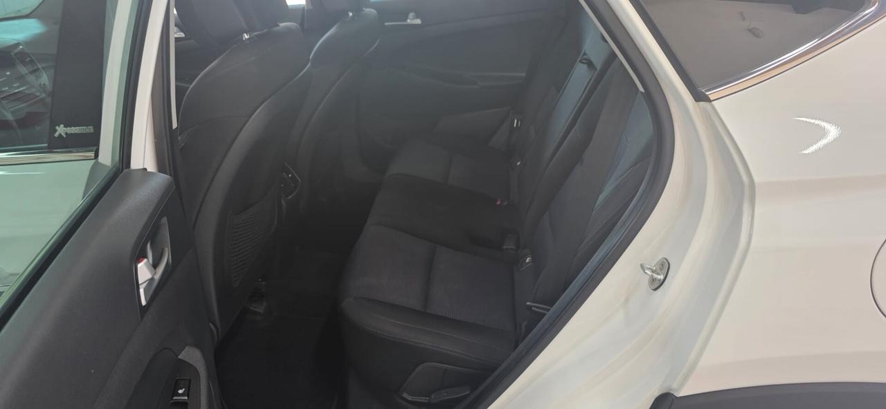 Hyundai Tucson 2.0 CRDi 4WD XPossible TETTO