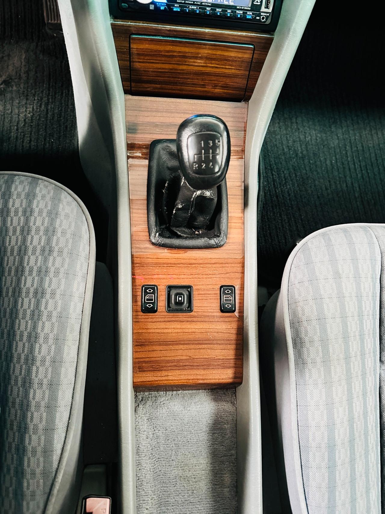Mercedes-benz 200E W124 BERLINA ASI 1991