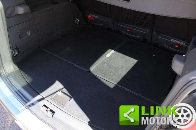 VOLKSWAGEN Touran 1.9 TDI 105CV DPF Highline 7 Posti per Neopatent..