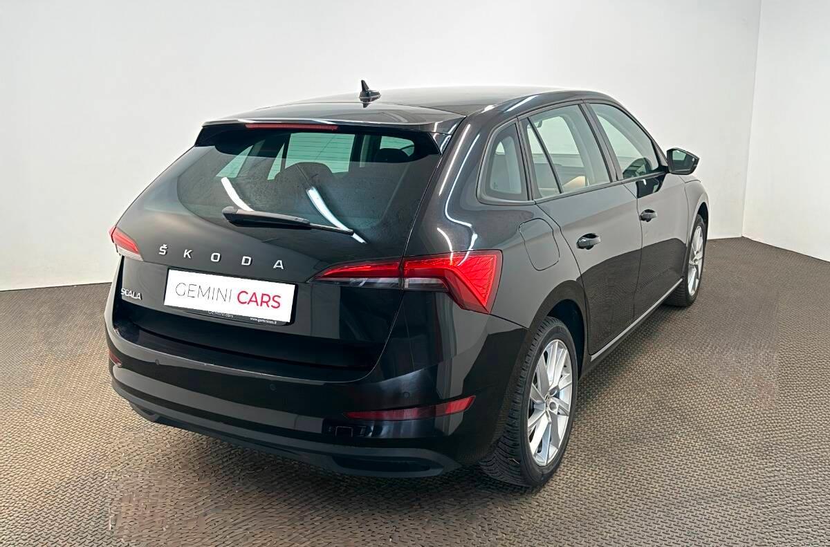 Skoda Scala Berlina 1.0 tsi Style 110cv dsg