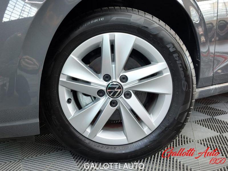 Volkswagen Golf 1.5 eTSI 130 CV EVO ACT DSG Life-NESSUN OBBL. FIN.